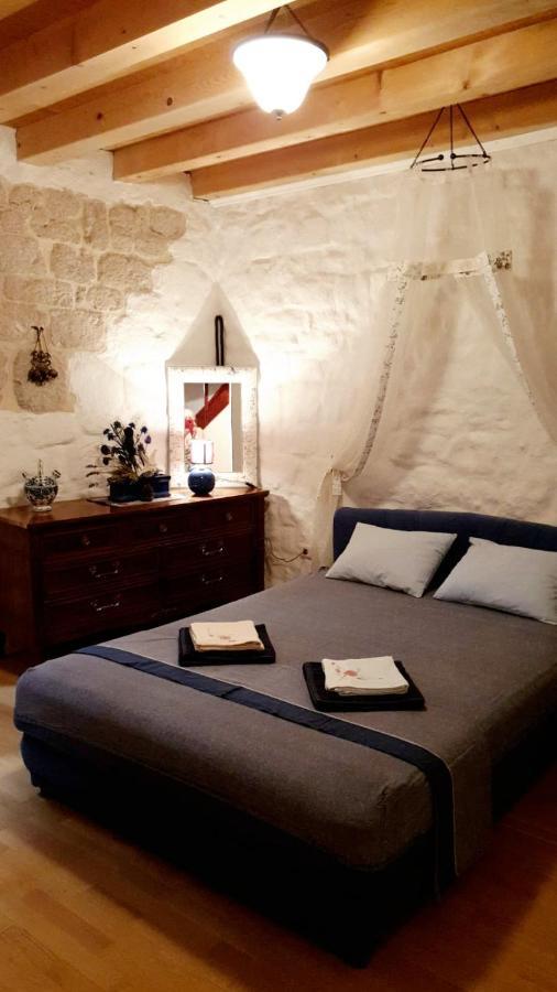 Hvar Heart Heritage Apartment สตารีกราด ภายนอก รูปภาพ